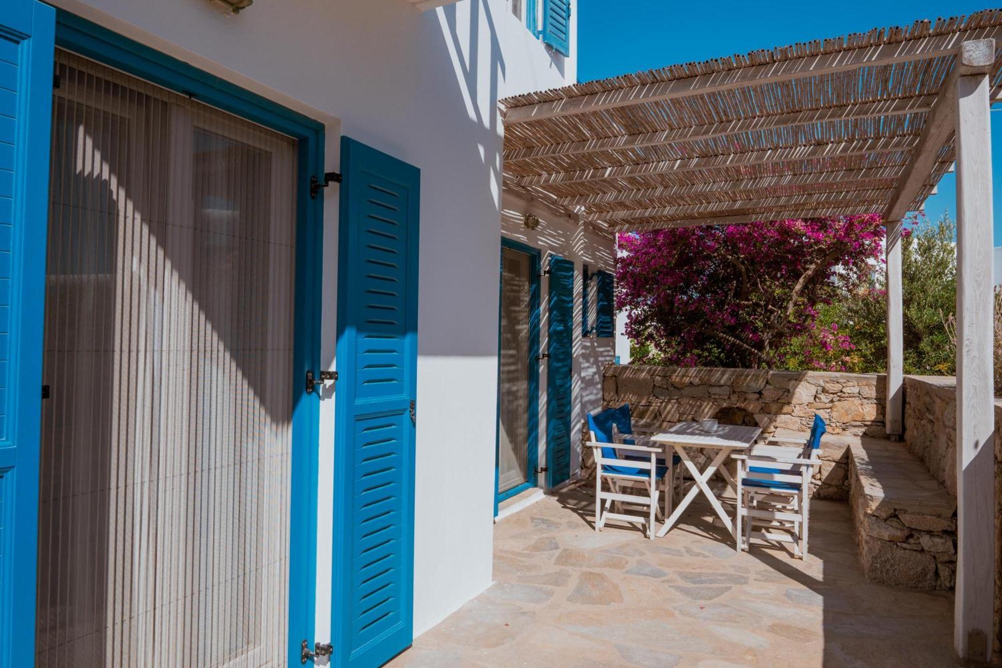 Gryparis' Club Apartments Mykonos Town Exterior photo