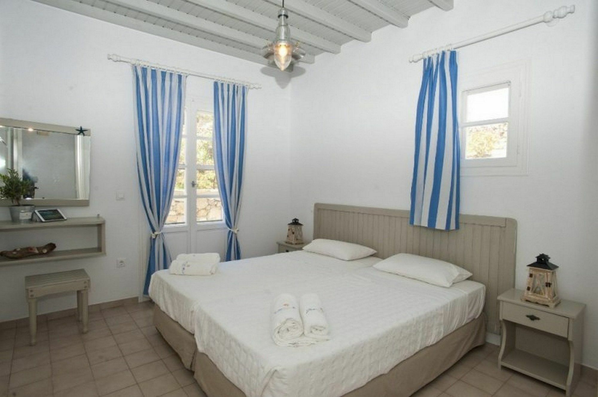 Gryparis' Club Apartments Mykonos Town Exterior photo